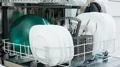  Patru obiecte de bucătărie care nu ar trebui spălate în mașina de spălat vase.